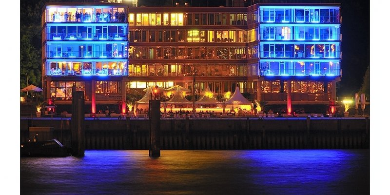 Ein Hauch von Asien an der Elbe Ein Hauch von Asien an der Elbe