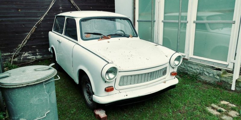 GDR bungalow, compl. original set up 